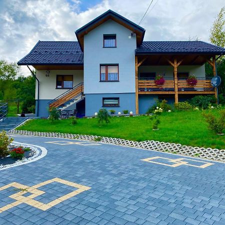 Domek Caloroczny "U Haliny" Mutne Dış mekan fotoğraf