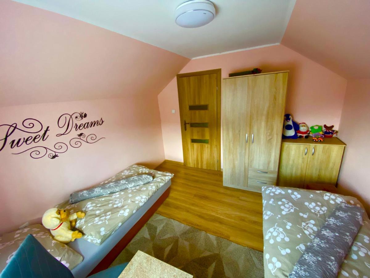 Domek Caloroczny "U Haliny" Mutne Dış mekan fotoğraf